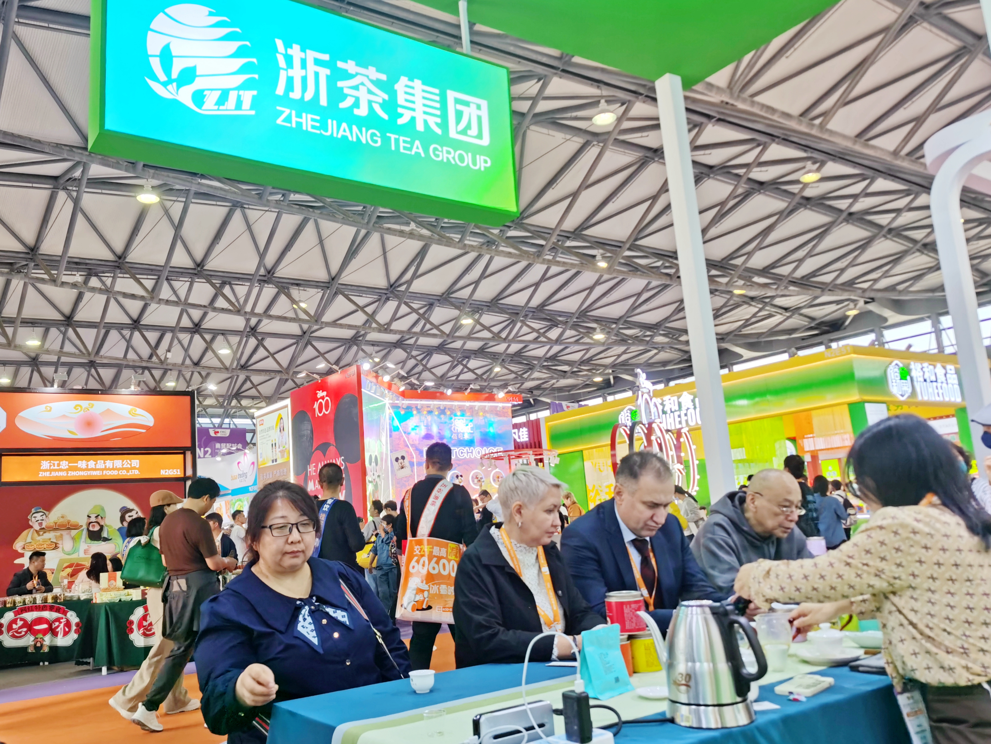 万博max官方入口参加上海FHC环球食品展